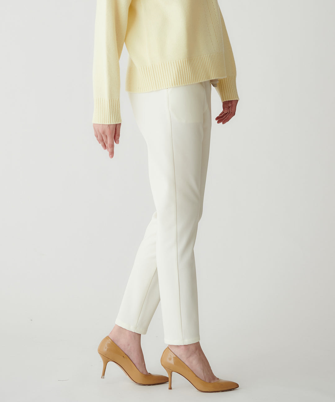 ウォームストレッチノータックパンツ