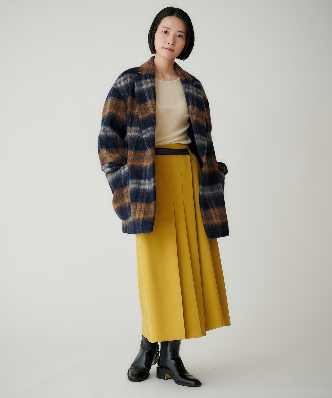 ライトシャギーチェックショートコート