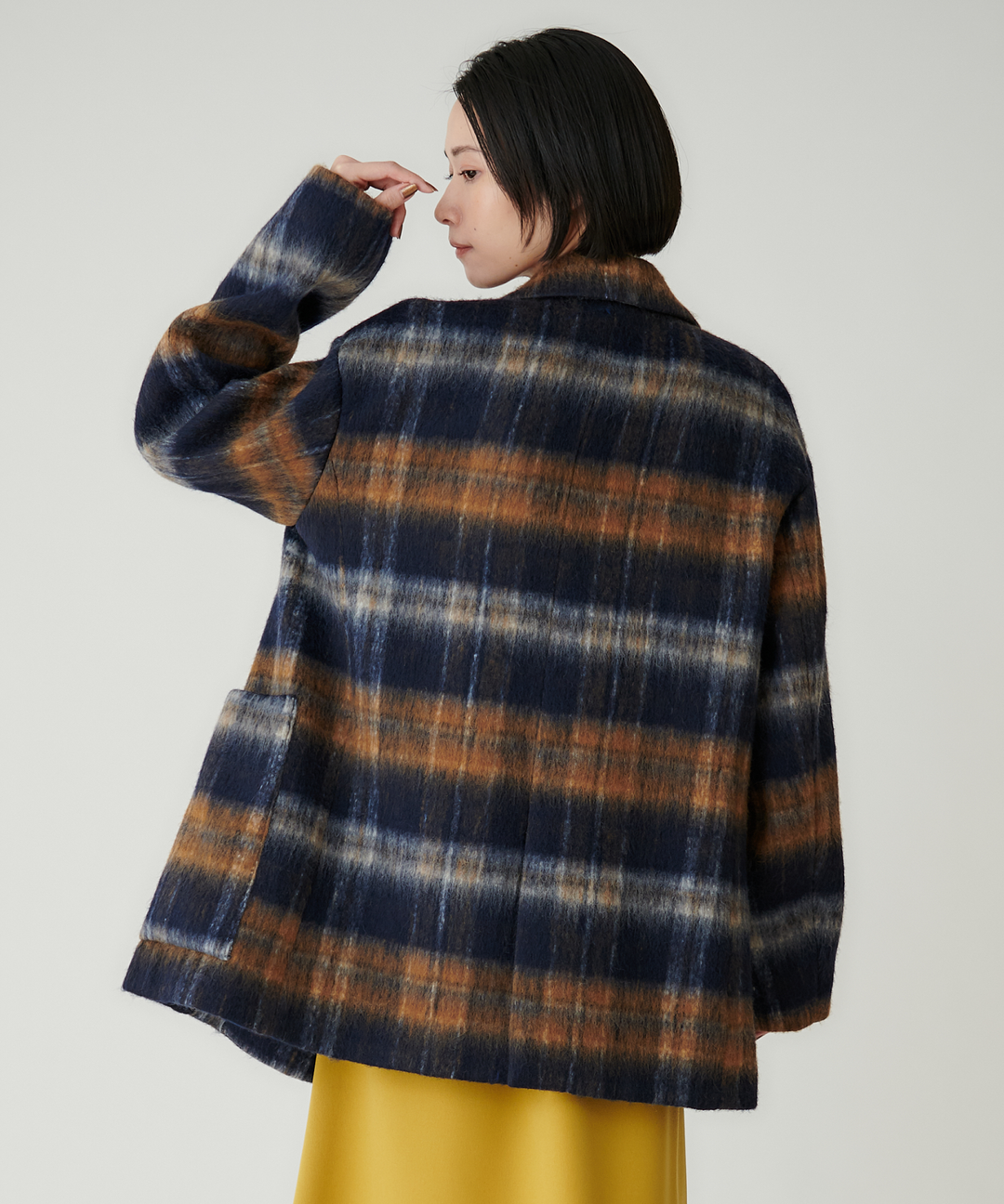 ライトシャギーチェックショートコート