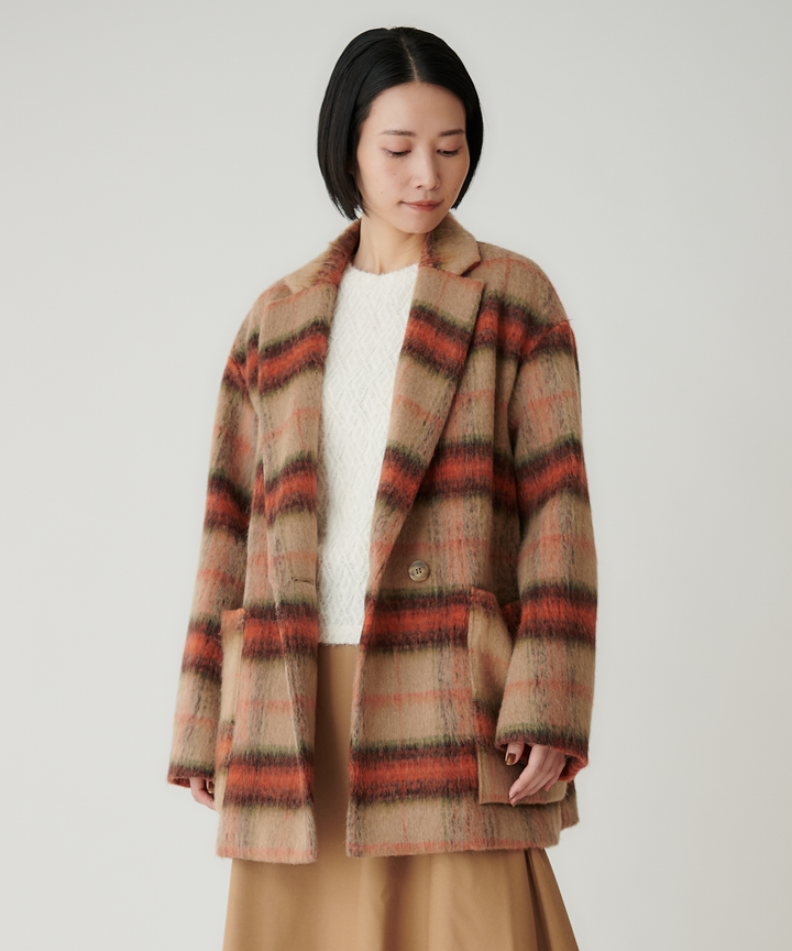 モデル H：167cm / 38 / ベージュ×オレンジ系