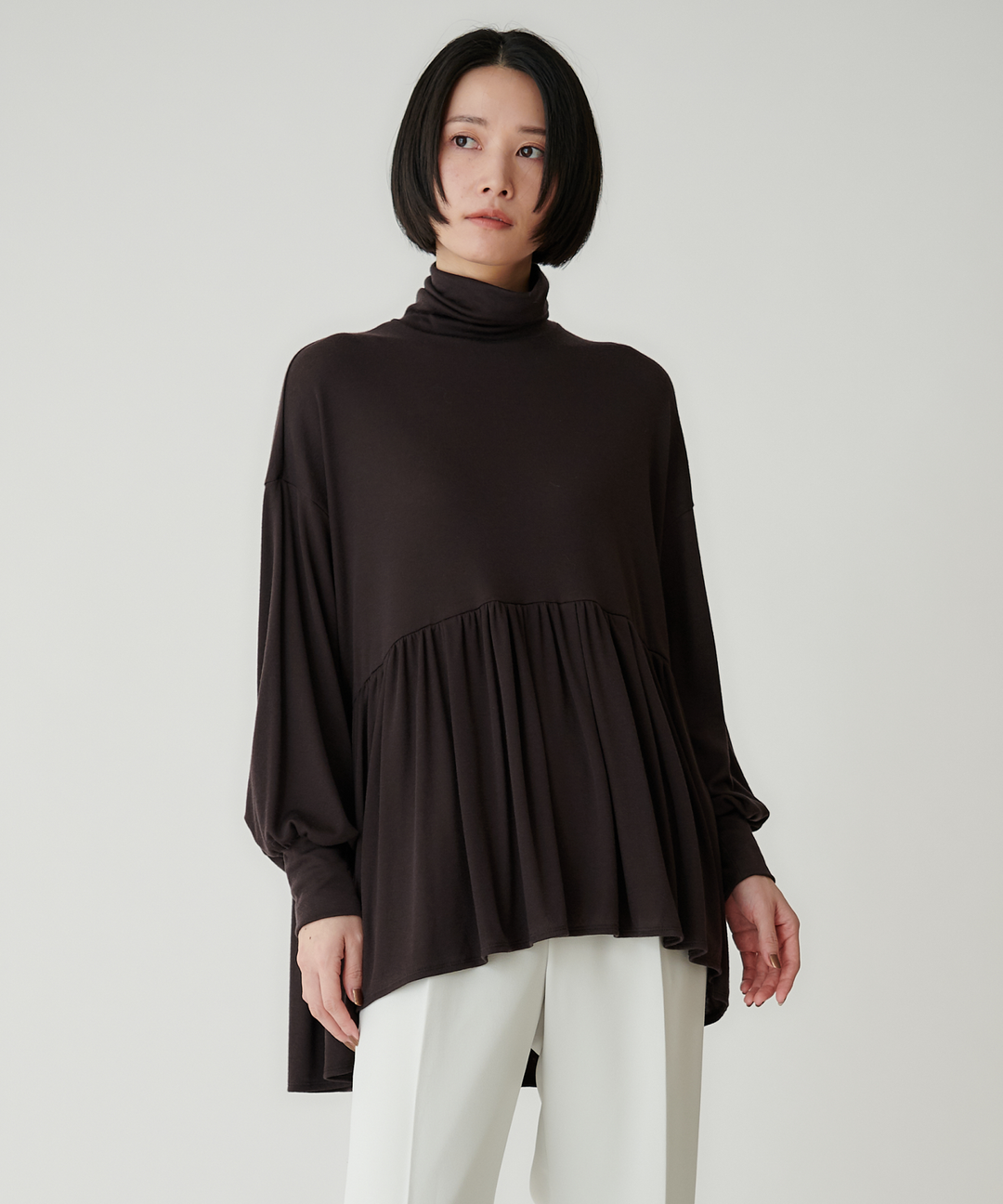 ハーフミラノリブ ギャザーフレアプルオーバー