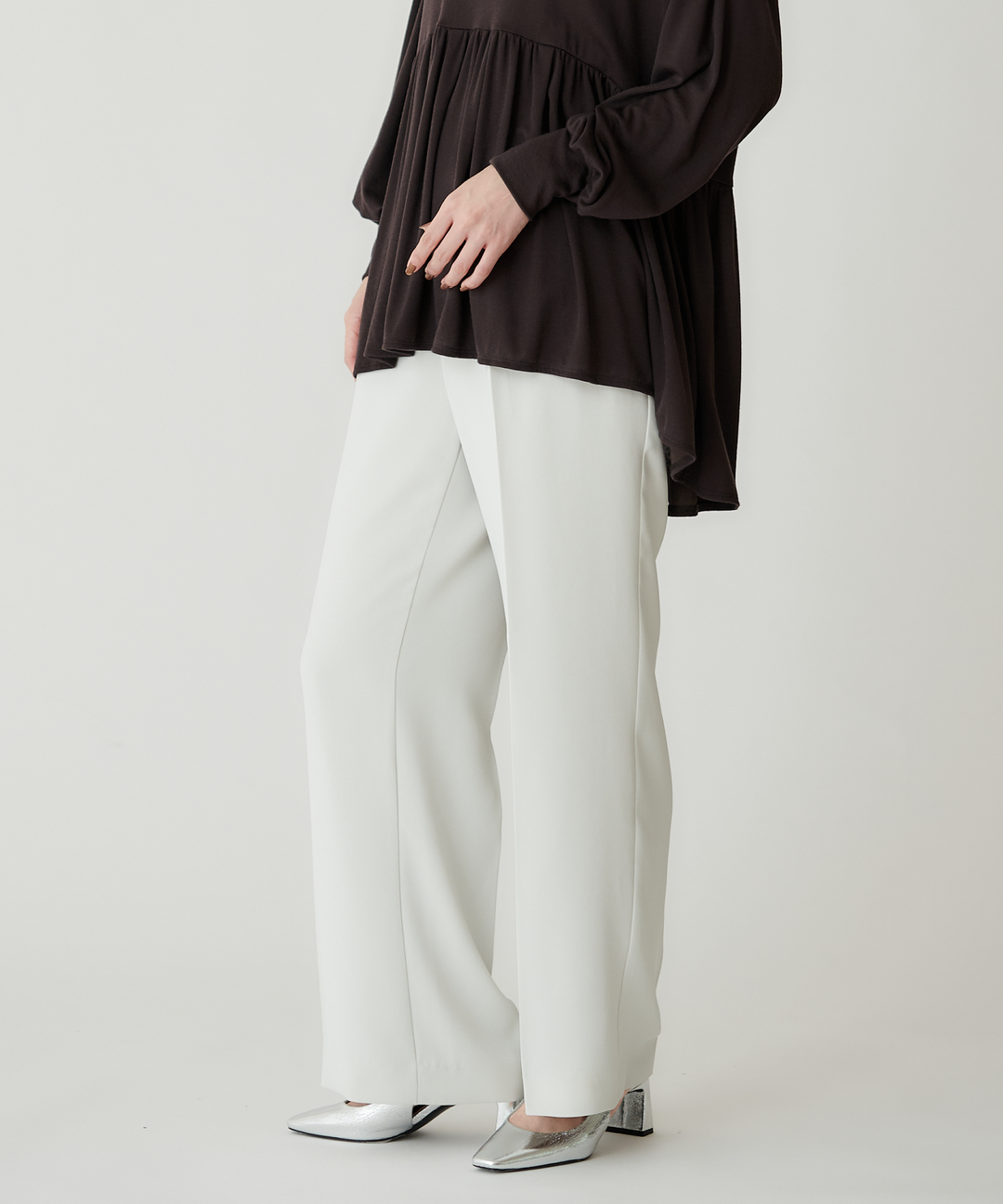 バックサテンジョーゼットパンツ