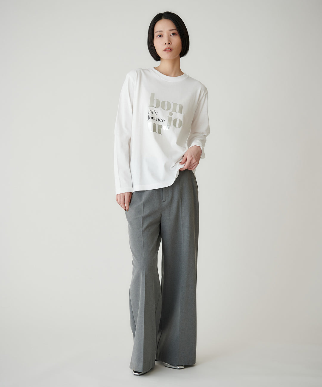 箔プリントロングスリーブTシャツ