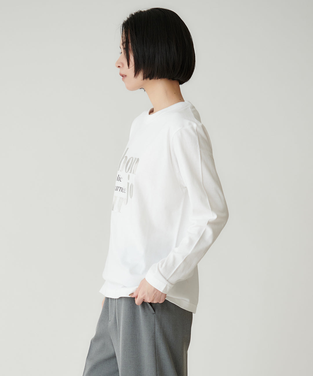 箔プリントロングスリーブTシャツ