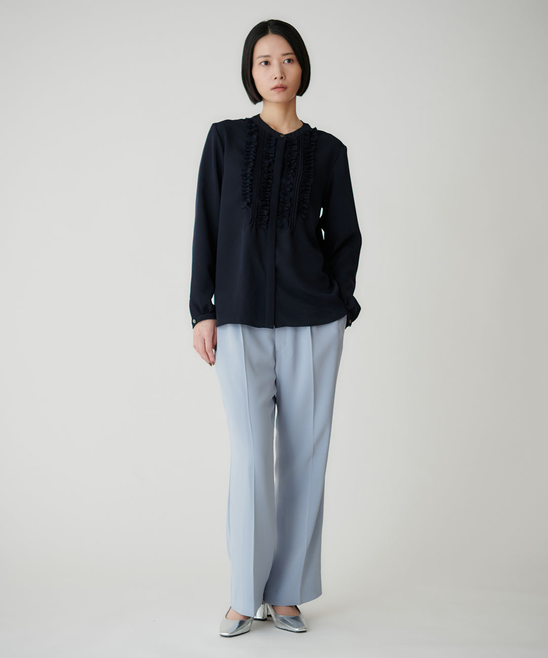 ピケタックフリルスキッパーブラウス