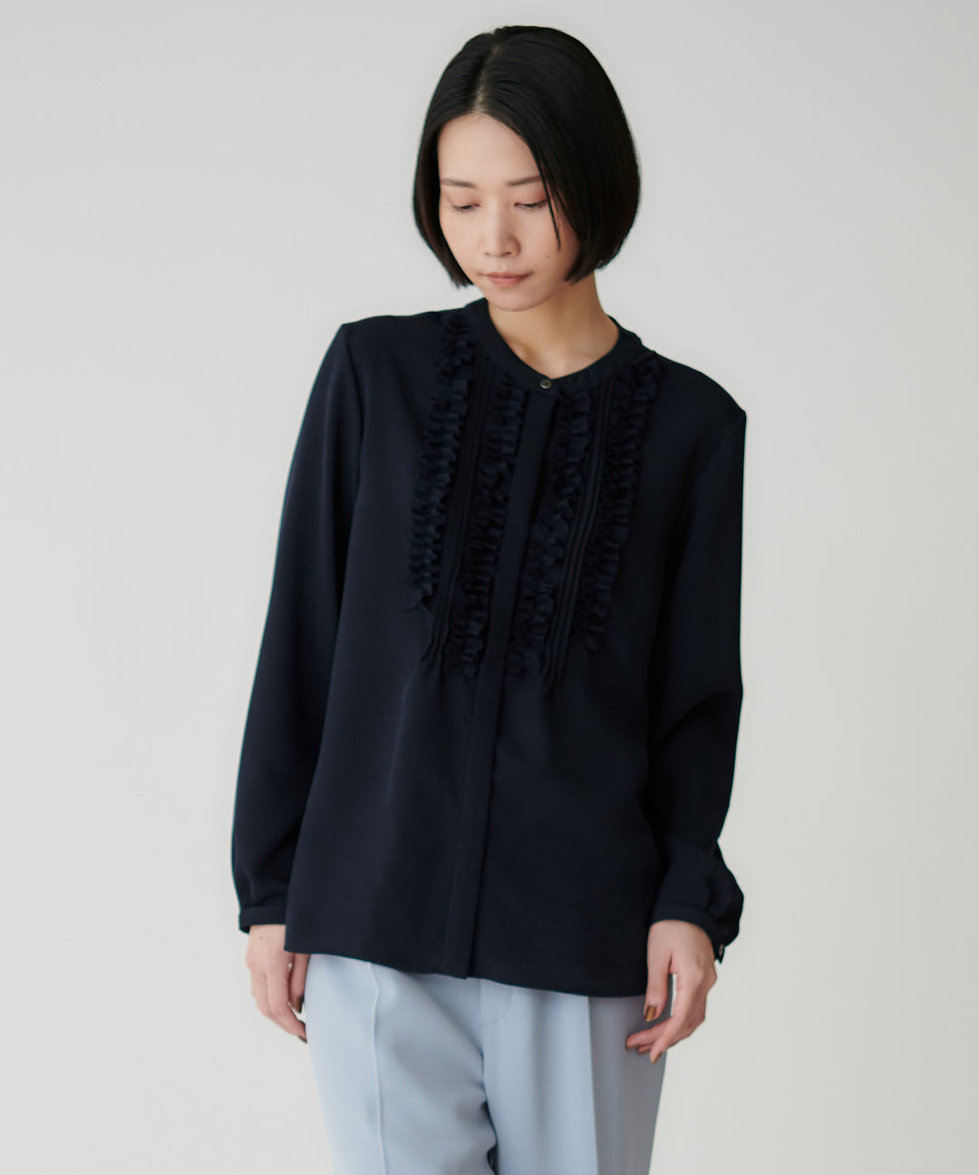 ピケタックフリルスキッパーブラウス