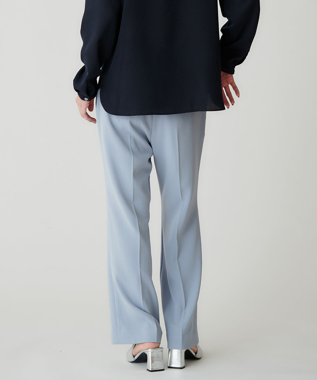 バックサテンジョーゼットパンツ