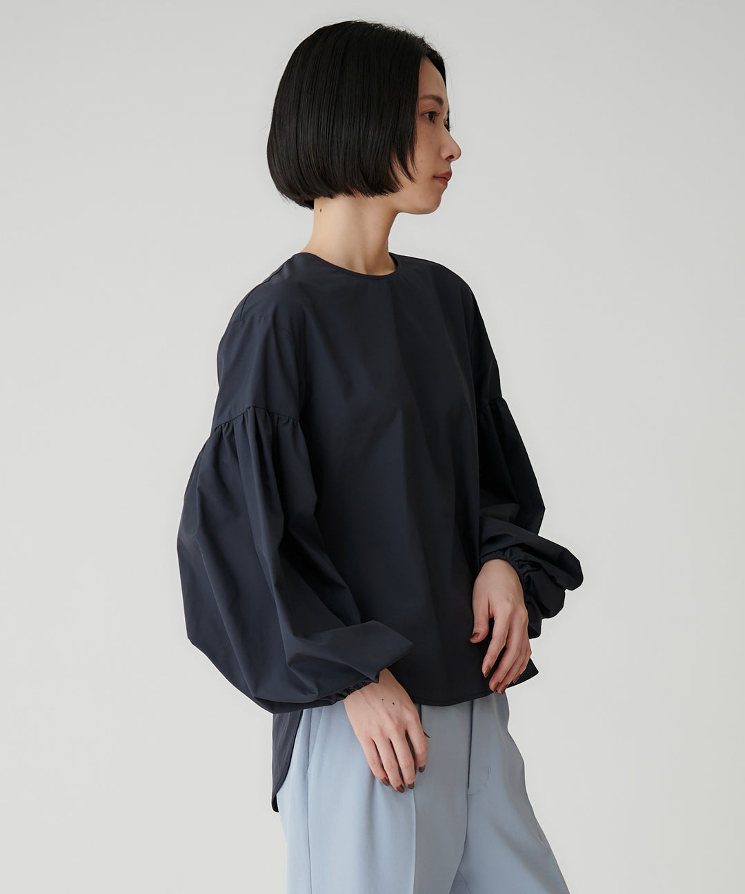 ボリュームスリーブタフタブラウス