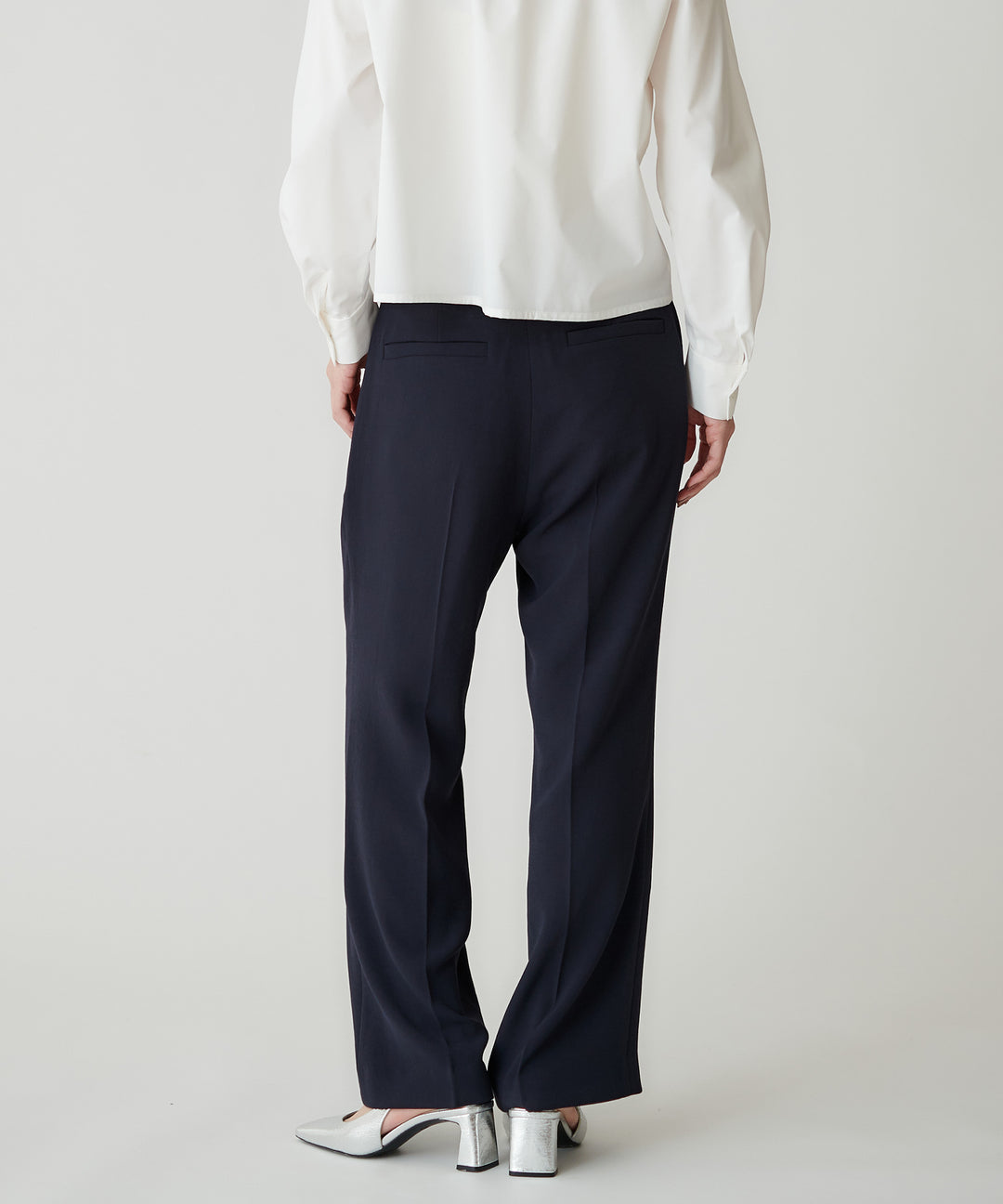 バックサテンジョーゼットパンツ