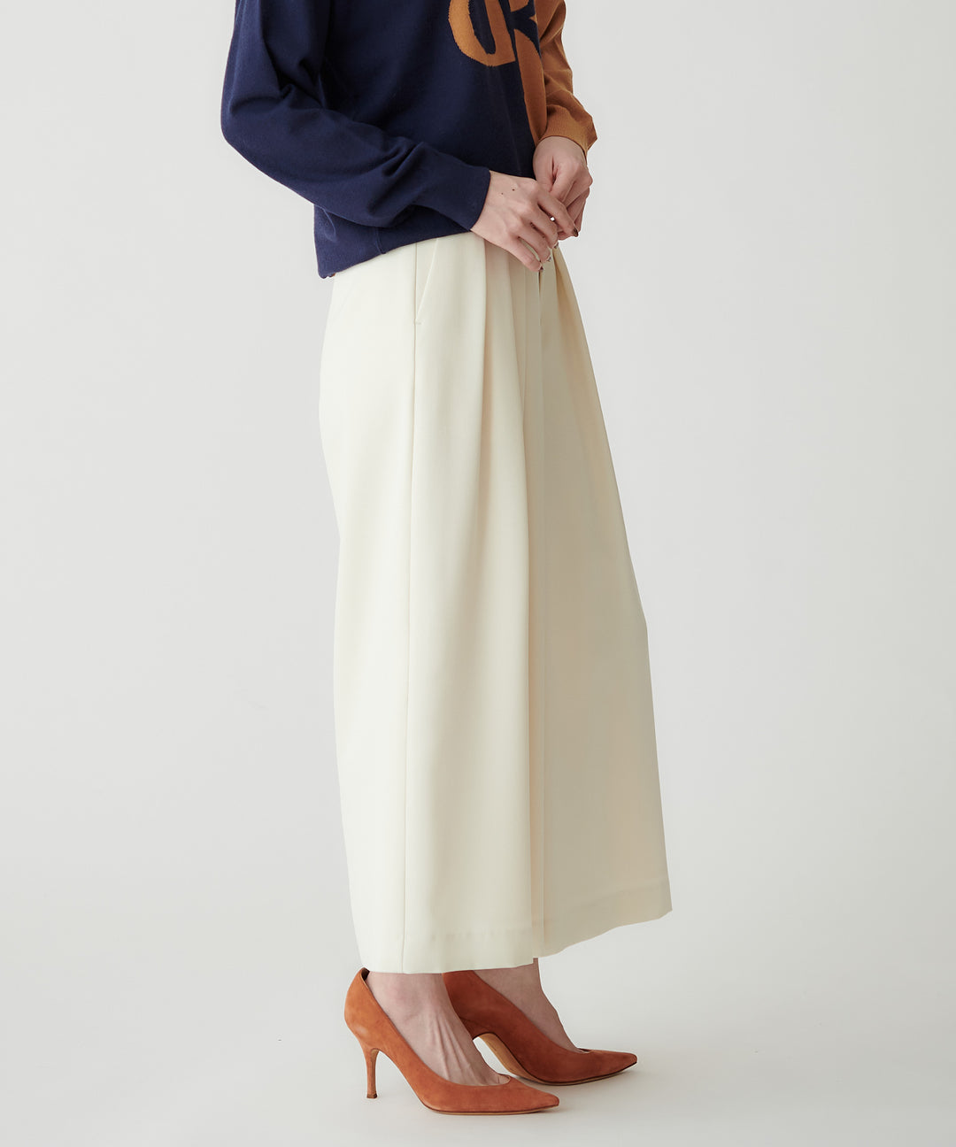 カラーテープ ウエストマークテーパードパンツ