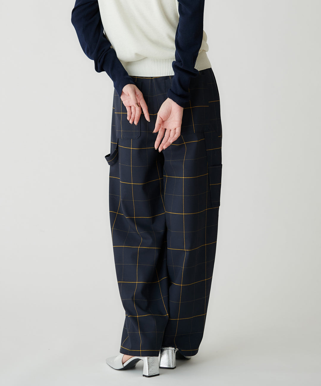 ウィンドペンカーヴィーベイカーパンツ