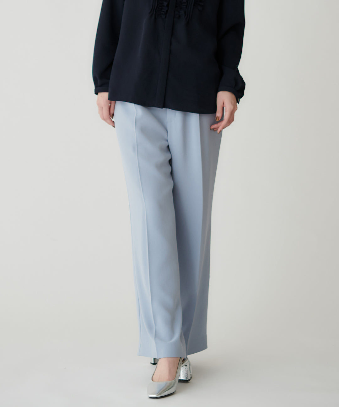 バックサテンジョーゼットパンツ