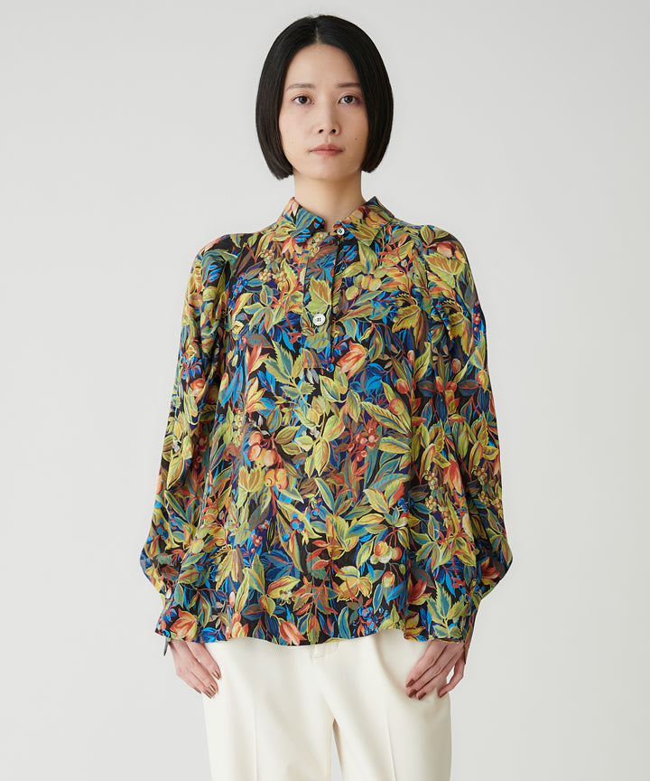 モデル H：167cm / 38 / ブラック系・ライムイエロー系