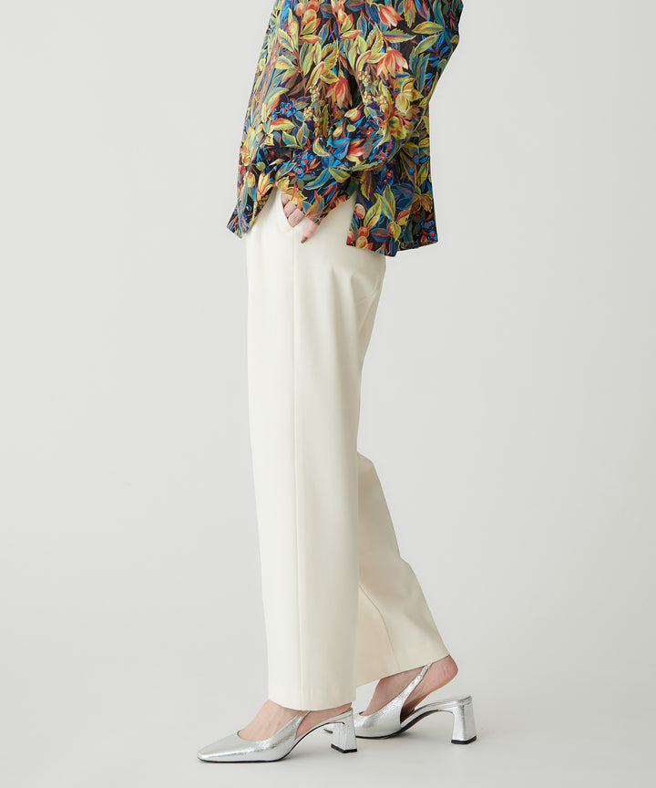 TRストレッチ テーパードパンツ