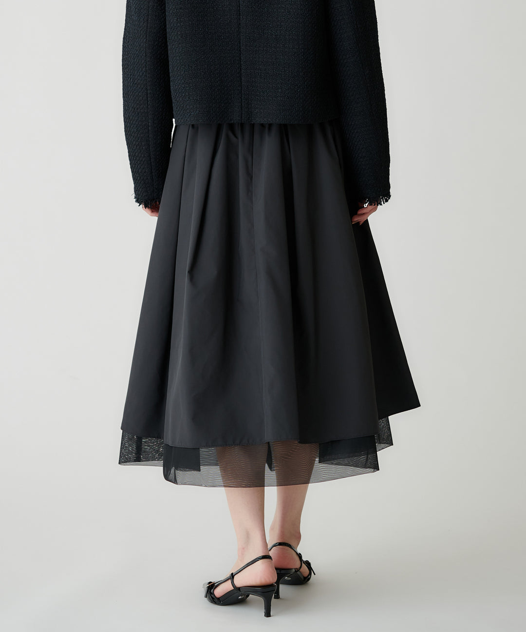 裾チュールタフタスカート