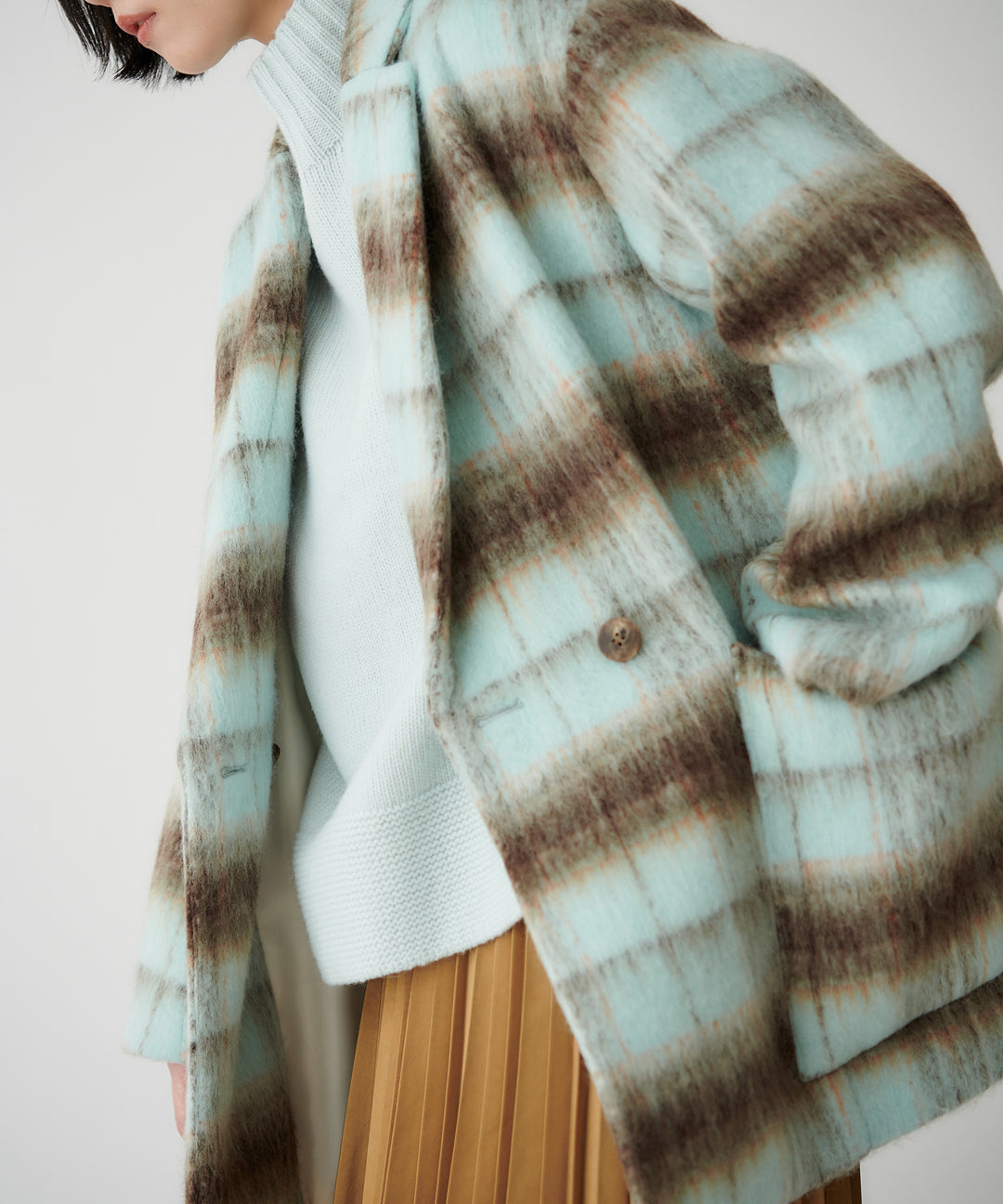 ライトシャギーチェックショートコート