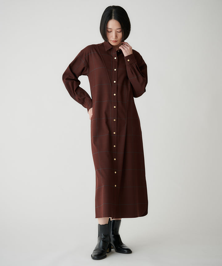 モデル H：167cm / 38 / ボルドー系