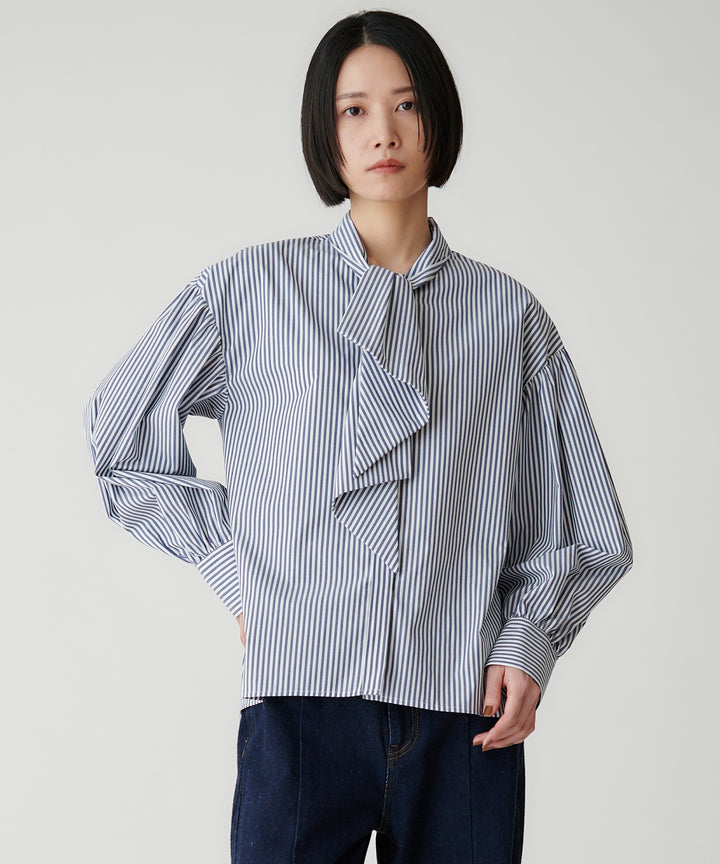 ボウタイブラウス