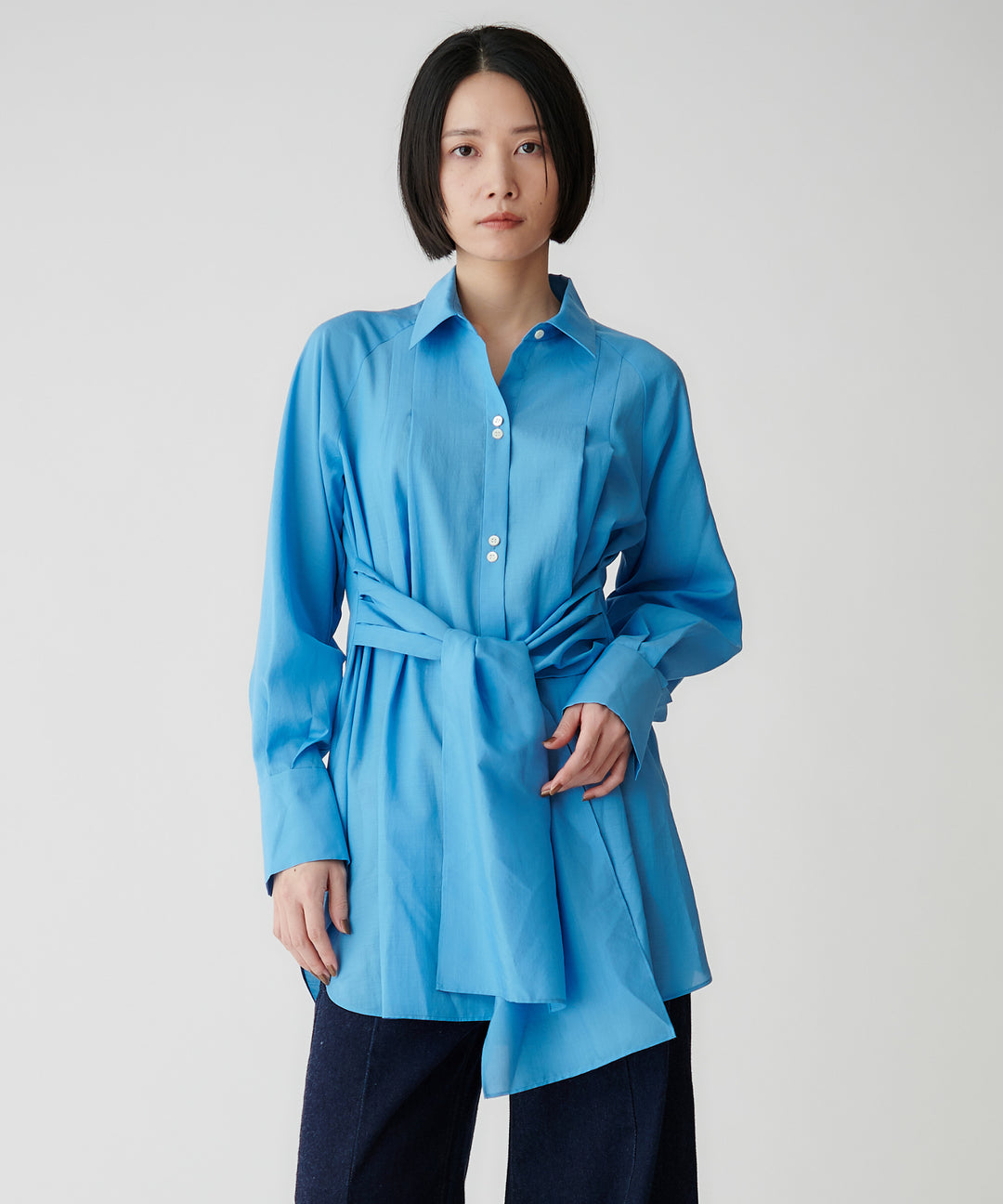 モデル H：167cm / 38 / ブルー