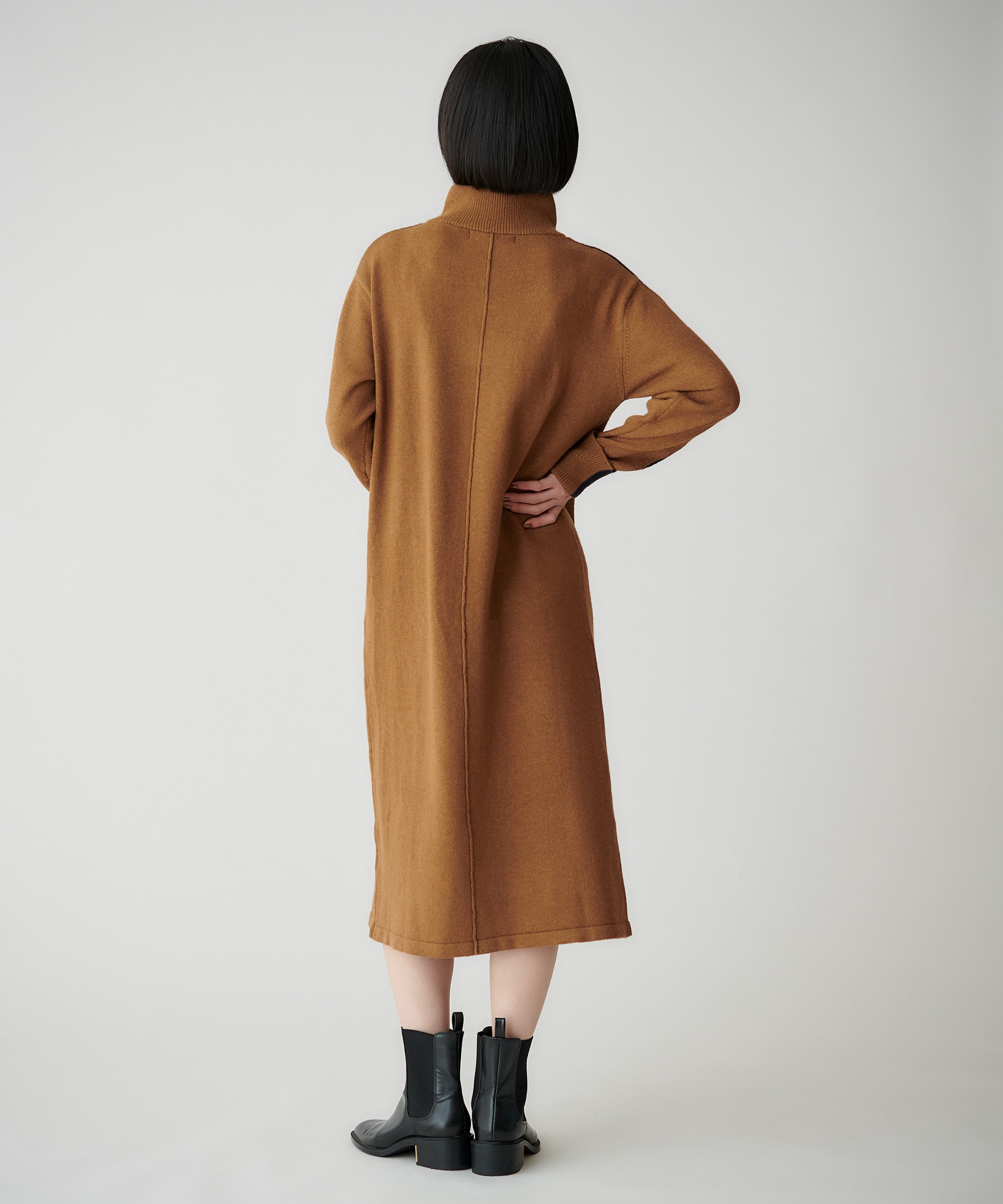 ハーフジップ配色ニットワンピース – FACE SANS FARD