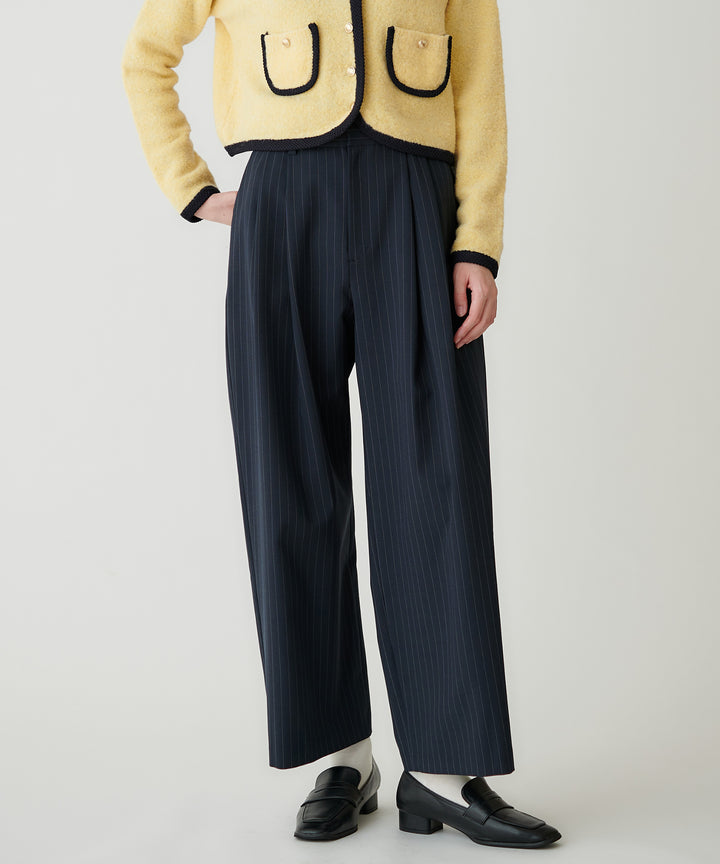 モデル H：173cm / 38 / ネイビーストライプ