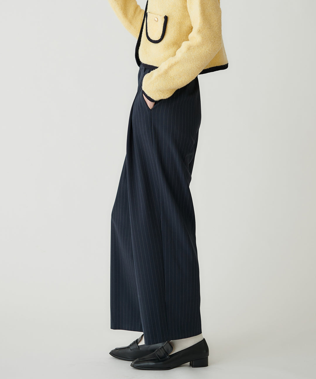 梳毛調シック&シンワイドテーパードパンツ