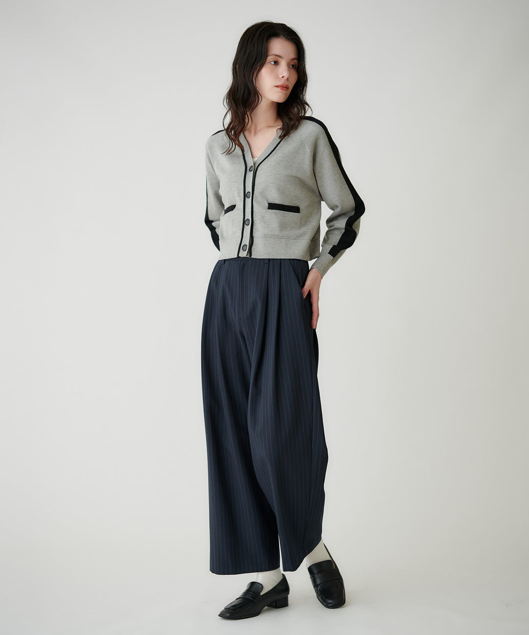 配色ラインVネックカーディガン