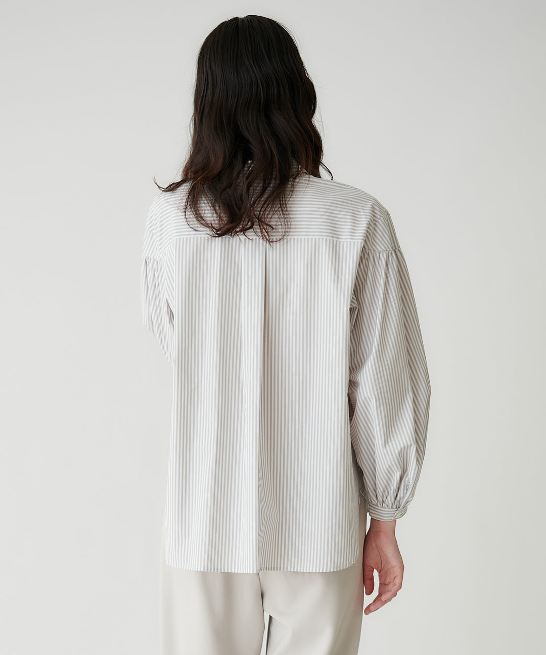 ボリューム袖ストライプシャツ