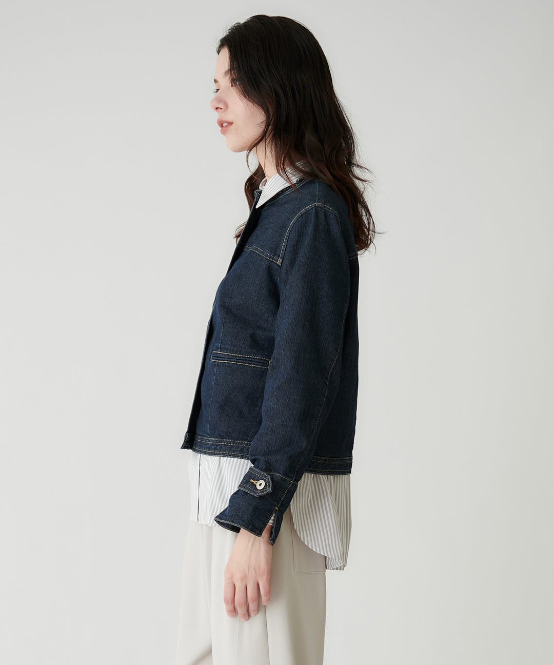 ノーカラーデニムジャケット