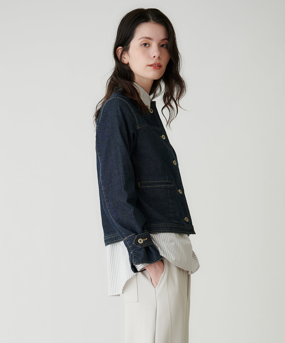 ノーカラーデニムジャケット