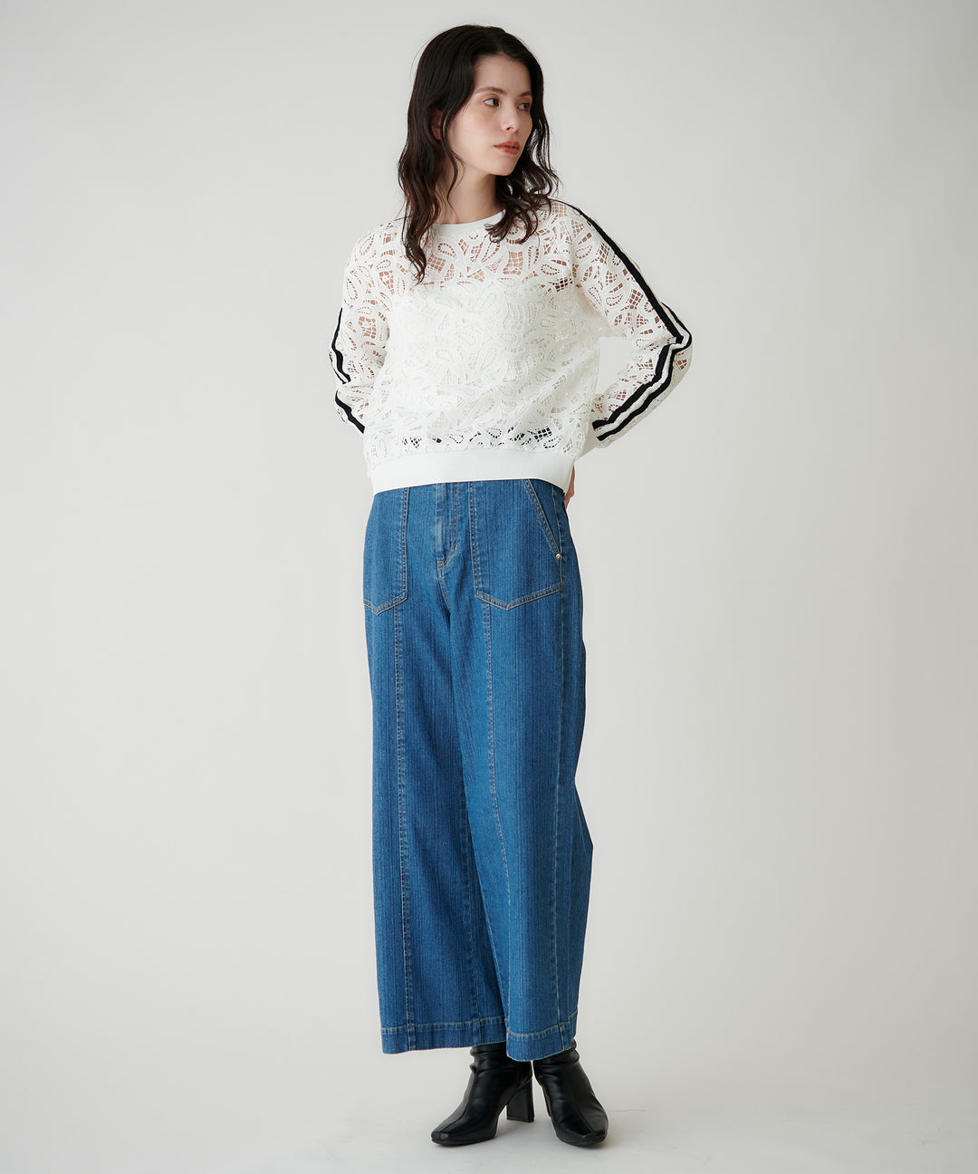 ワイドデニムパンツ