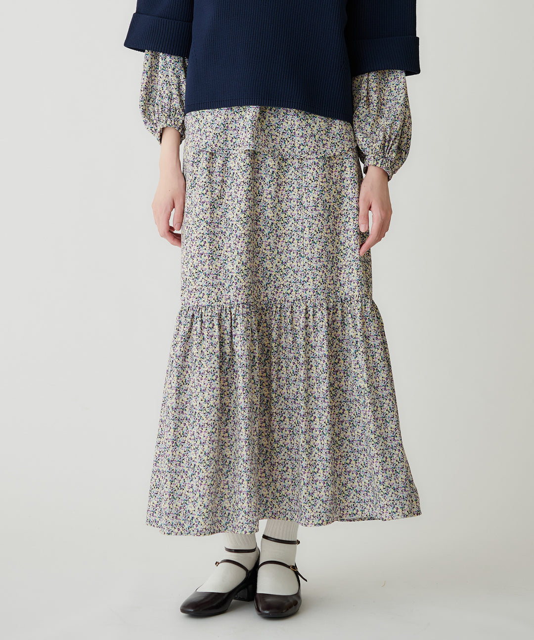 モデル H：173cm / 38 / クリーム＊ラベンダー系