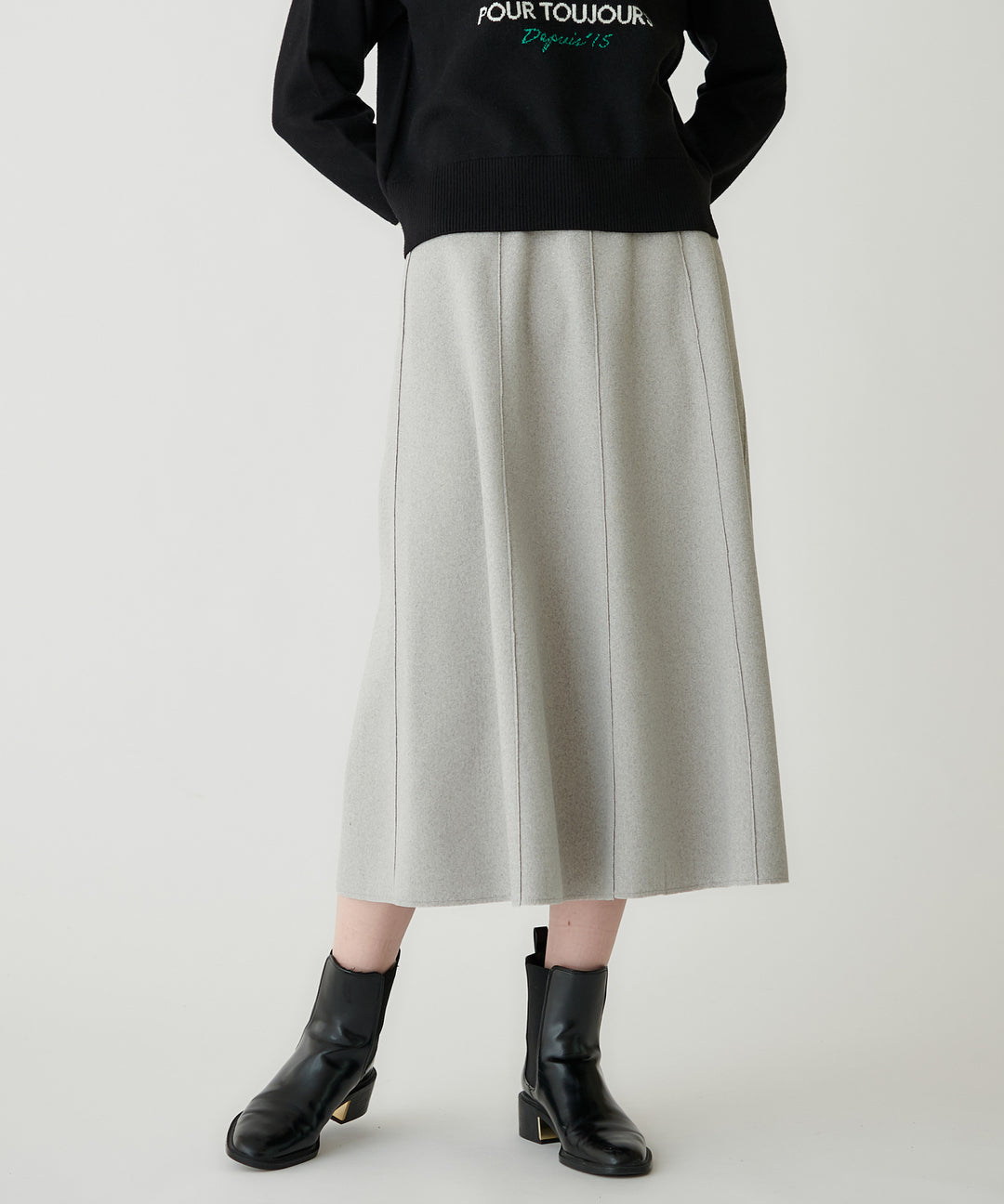 モデル H：172cm / 38 / グレー