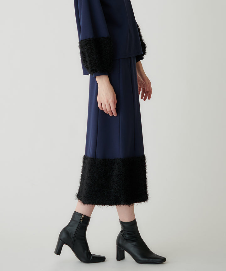 フェザーヘムポンチスカート