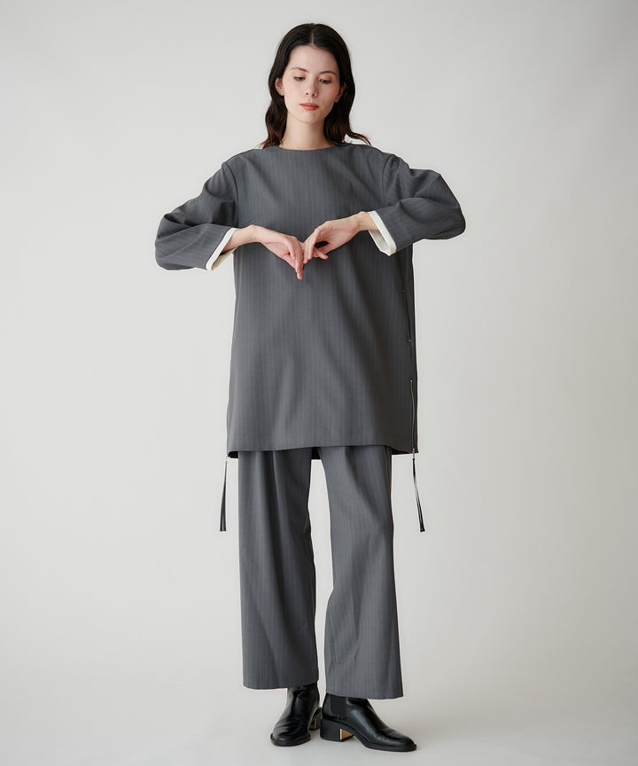 梳毛調シック&シンロングブラウス