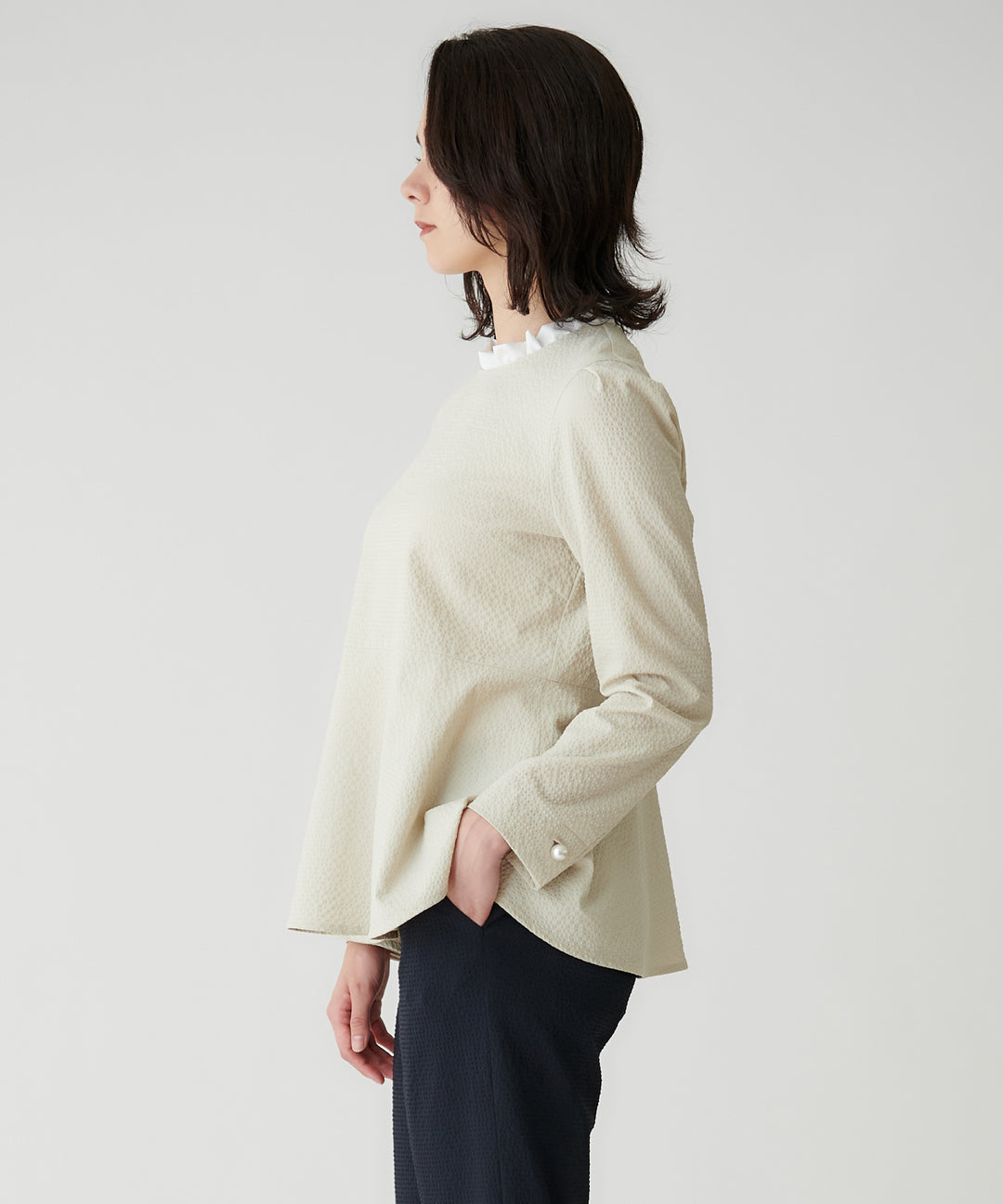 サッカーフリルカラーブラウス