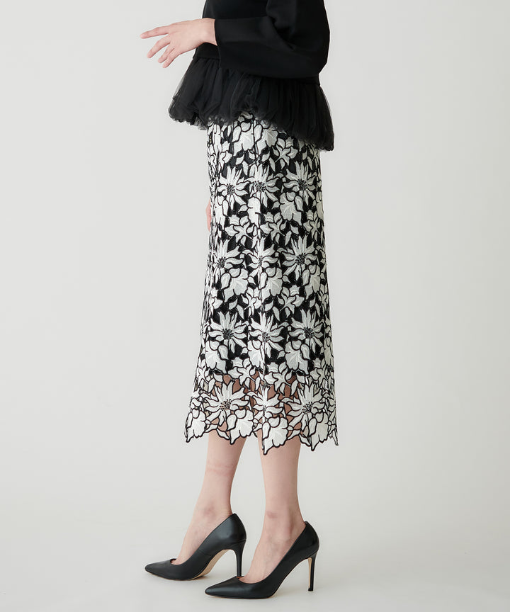 ケミカルレースタイトスカート