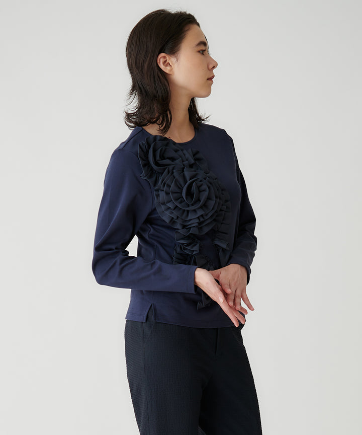 3Dフラワーモチーフプルオーバー