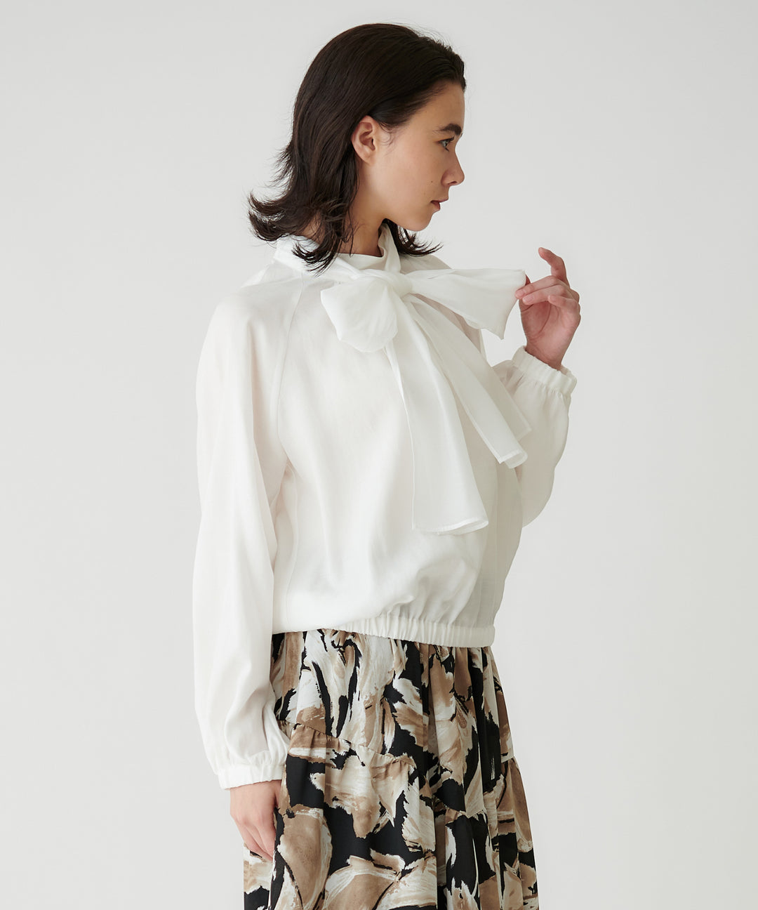 シアーリボンブラウス