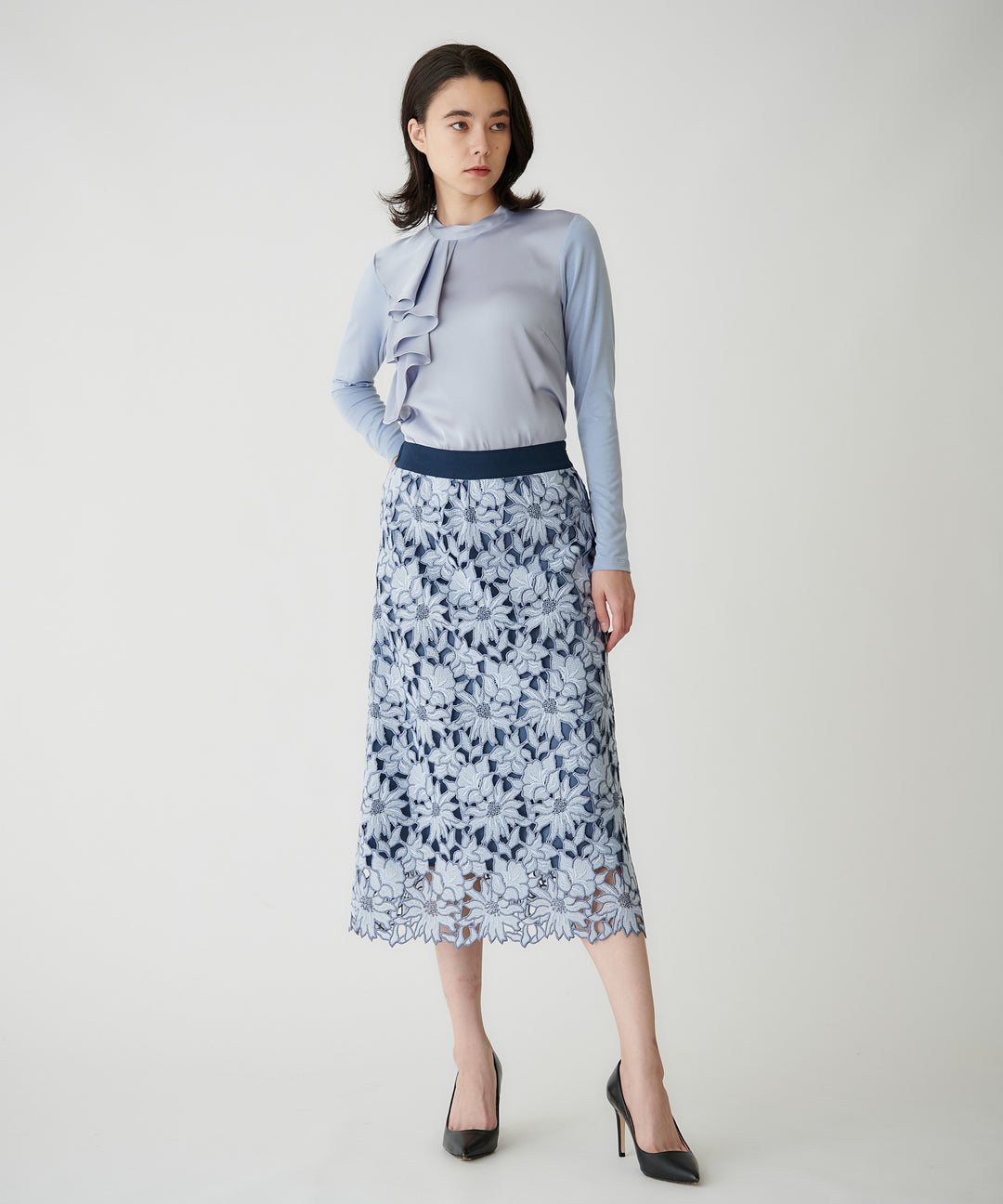 ラッフルデザインカットソー