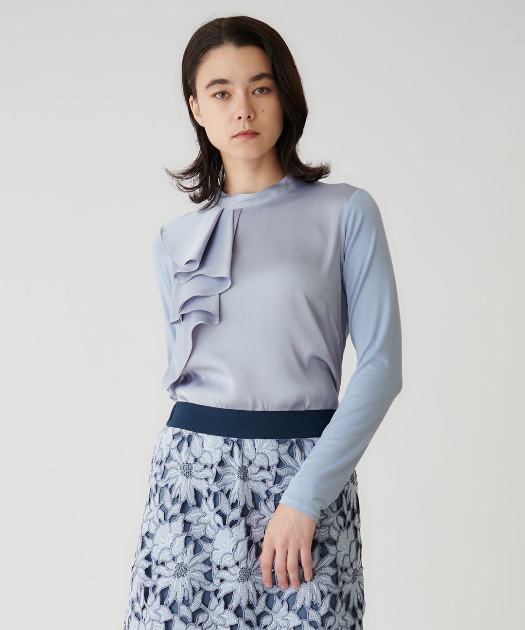 モデル H：172cm / 38 / ライトブルー