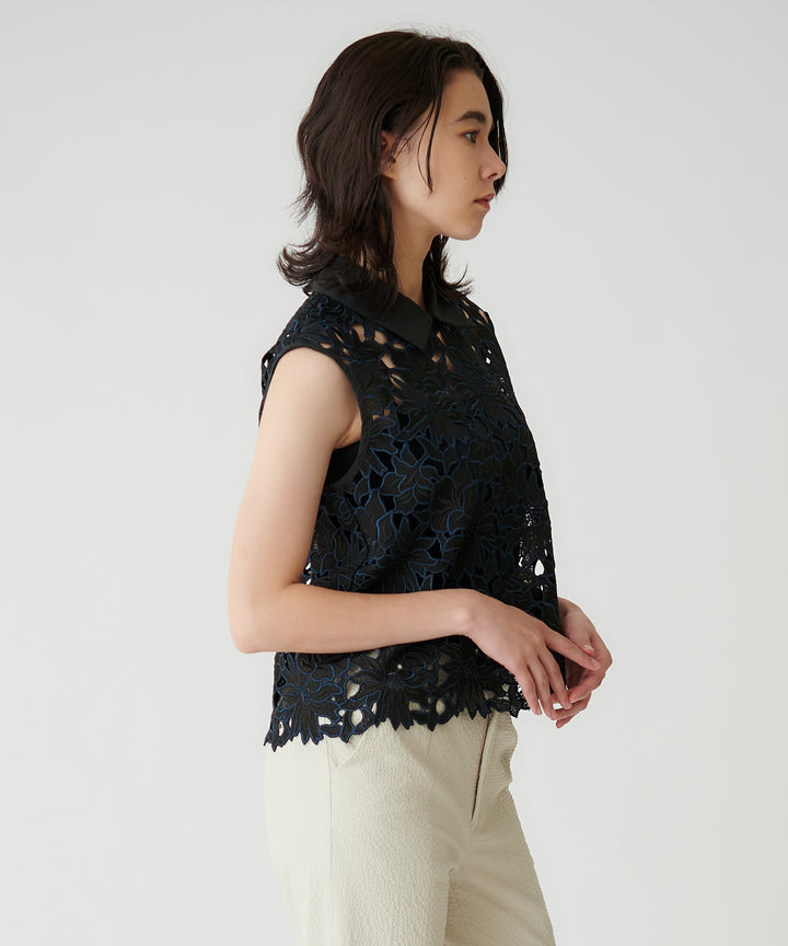 ケミカルレース衿つきノースリーブブラウス