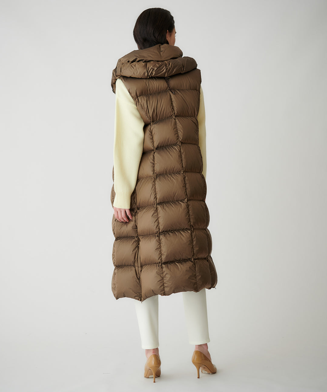 ボリュームカラーロングダウンベスト