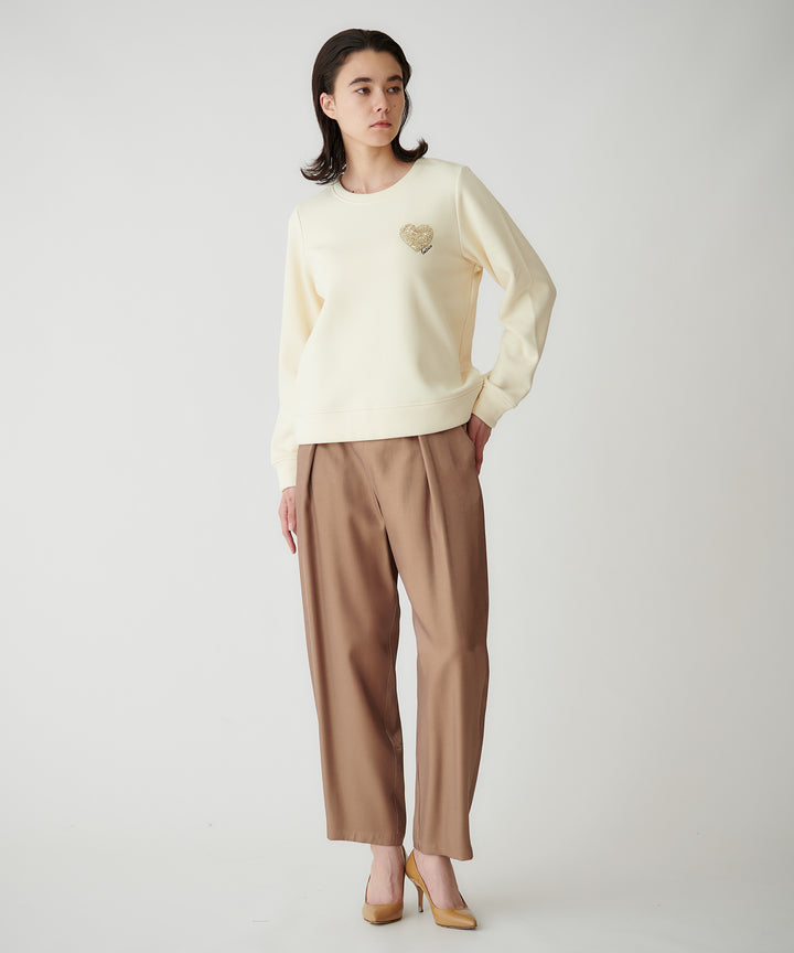 ボンバー裏毛同色ハート刺繍スウェット