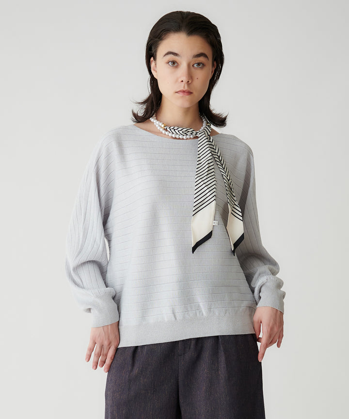 モデル H：172cm / 38 / ライトグレー