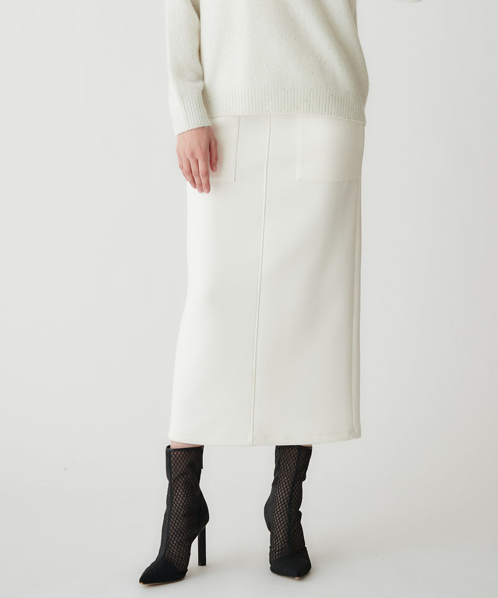 モデル H：172cm / 38 / アイボリー