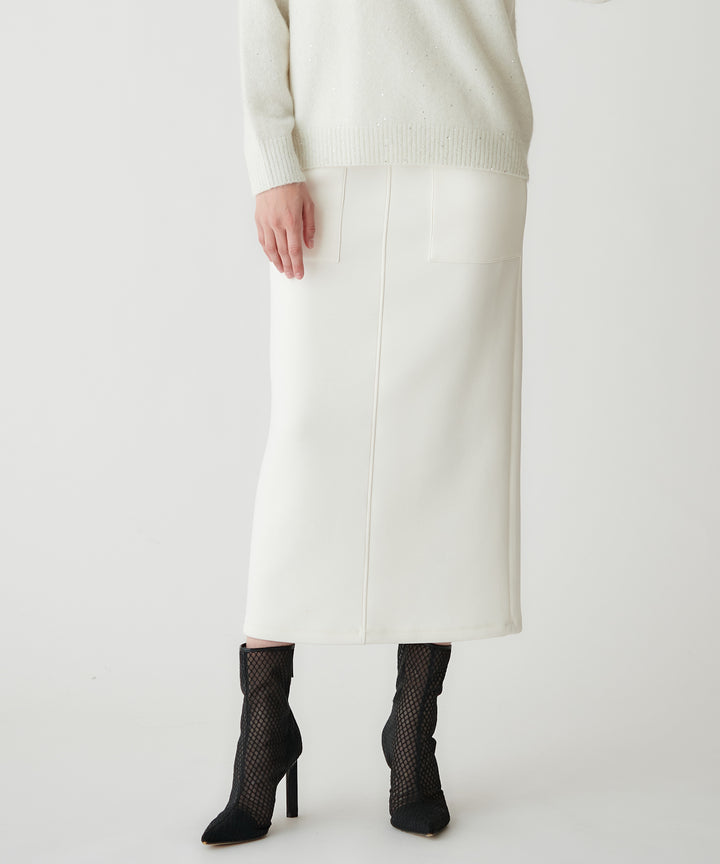 モデル H：172cm / 38 / アイボリー