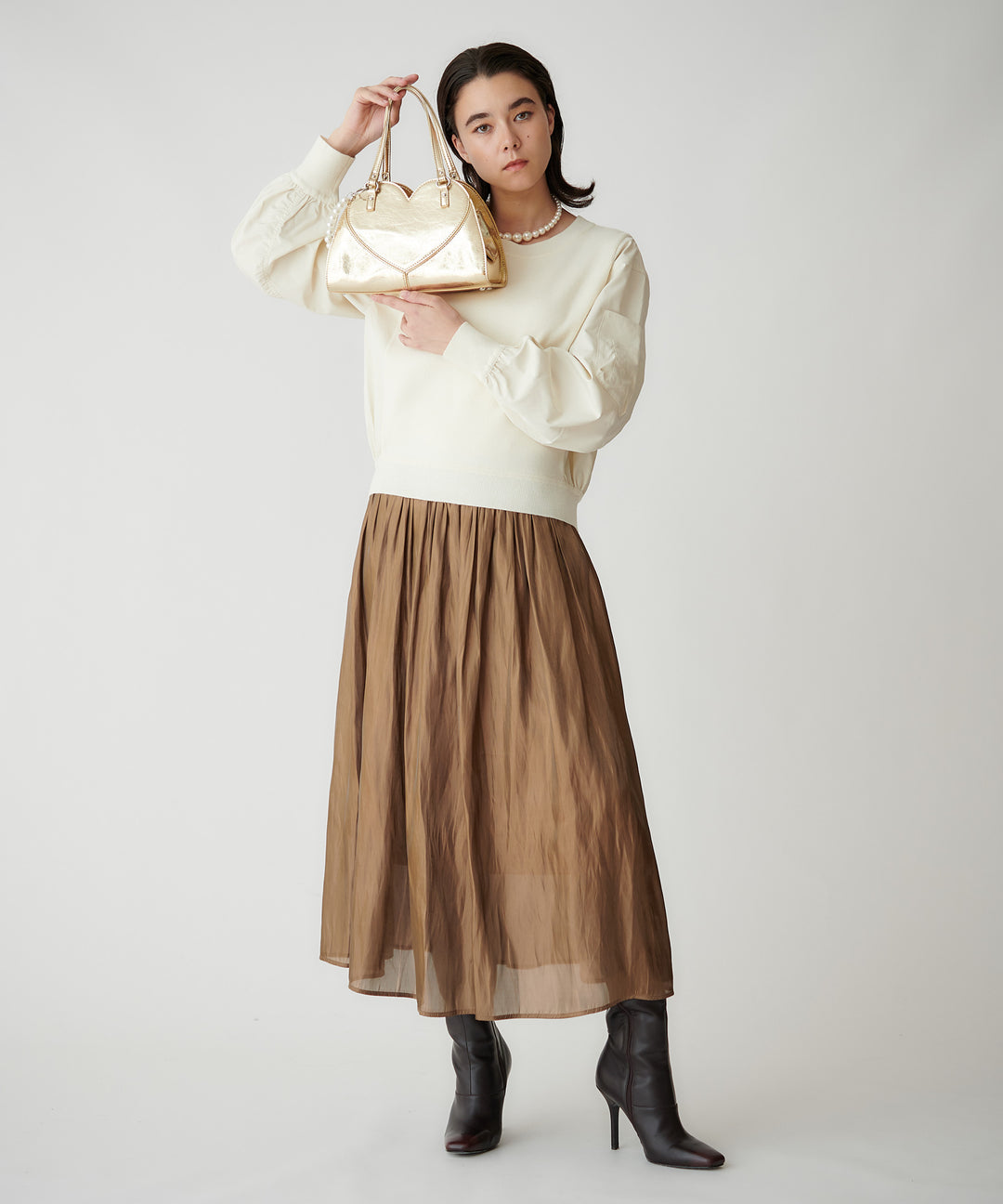 サテンギャザーロングスカート