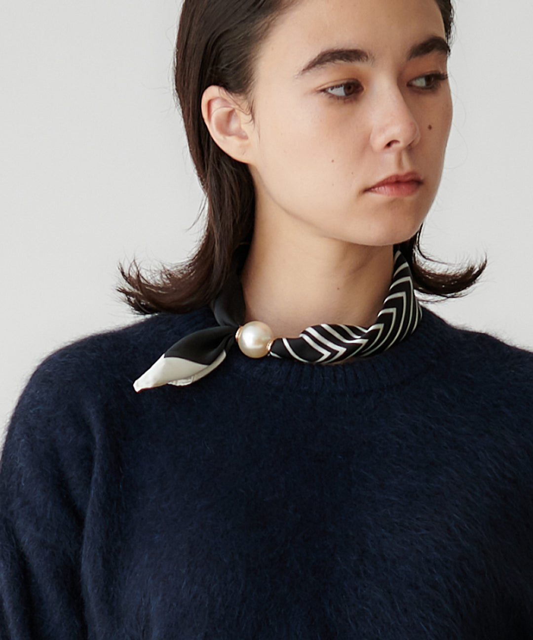 モデル H：172cm / ブラック