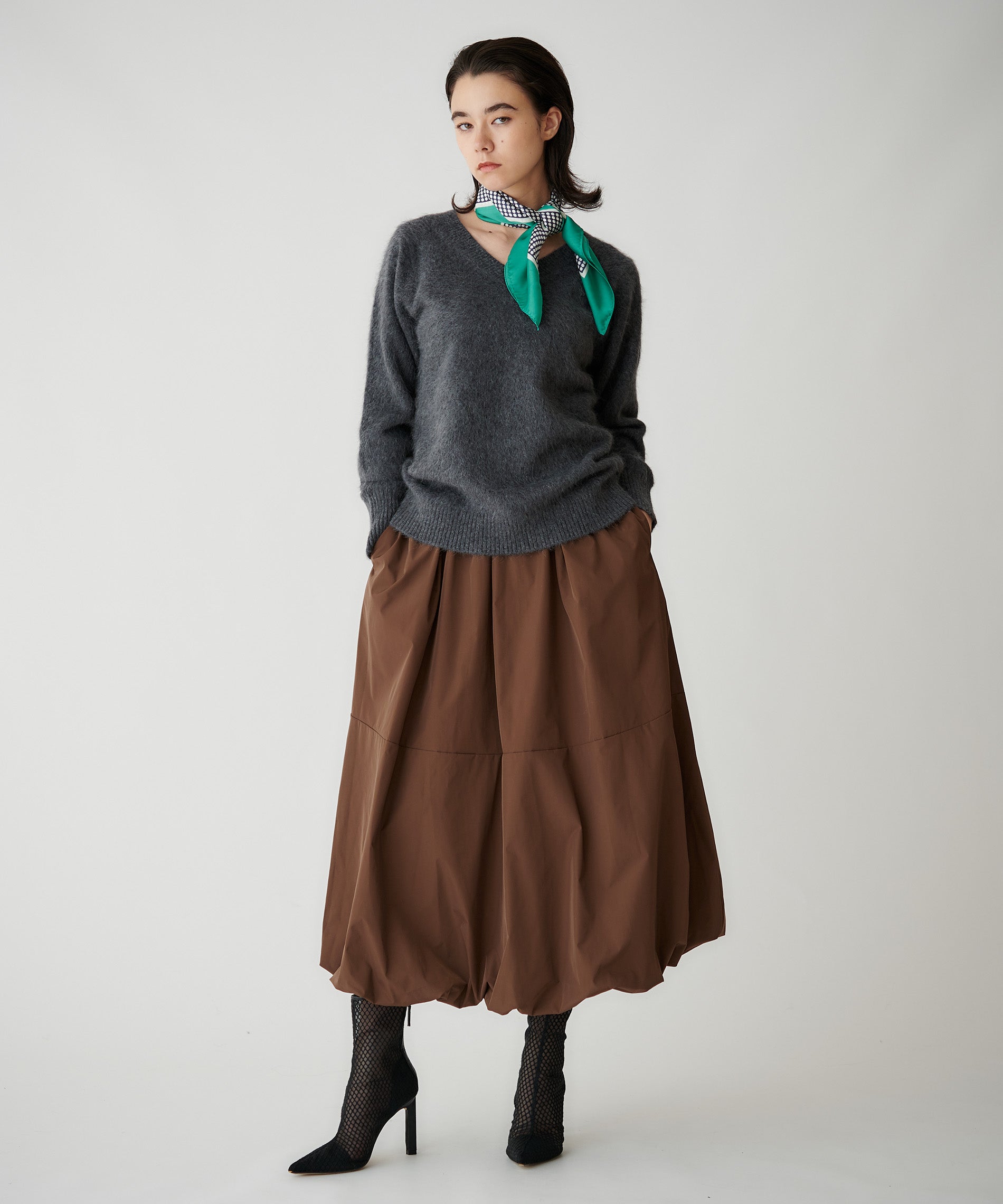 タフタボリュームバルーンスカート – FACE SANS FARD